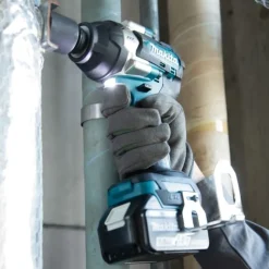 Akkuiskumutterinväännin Makita LXT DTW700Z 18V ilman akkua