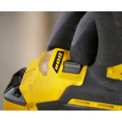 Akkuiskuruuvinväännin Stanley Fatmax V20 SFMCF830B-XJ 3SP 18V ilman akkua
