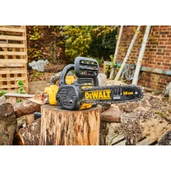 Akkuketjusaha DeWalt XR 30 cm 18V ilman akkua