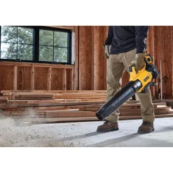 Akkulehtipuhallin DeWalt XR DCMBL562P1-QW 18V 5,0 Ah akulla
