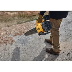 Akkulehtipuhallin DeWalt XR DCMBL562P1-QW 18V 5,0 Ah akulla