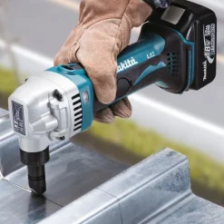 Akkunakertaja Makita LXT DJN161Z 18V ilman akkua