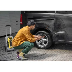 Akkupainepesuri Kärcher OC 6-18 Premium 24 bar 200 l/h 18V 2,5 Ah akulla