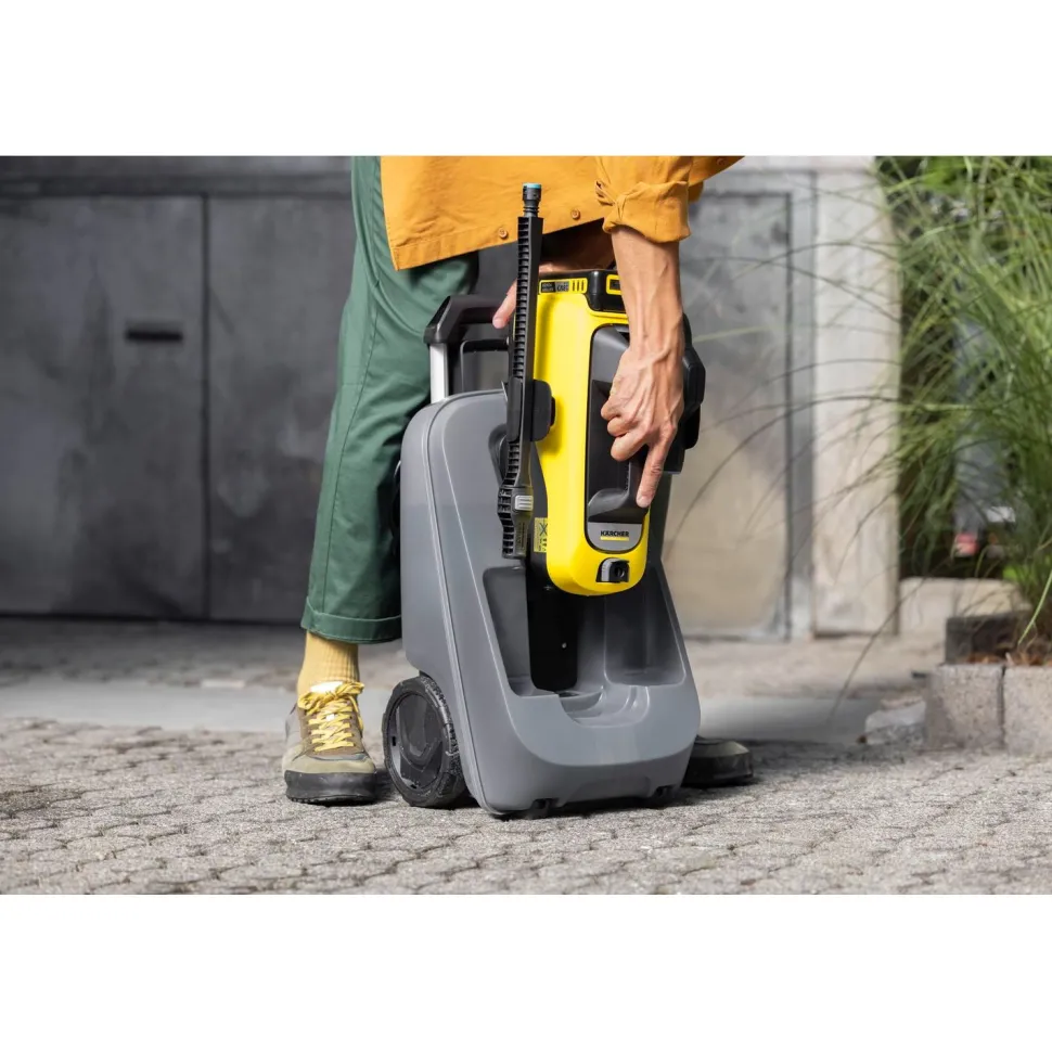 Akkupainepesuri Kärcher OC 6-18 Premium 24 bar 200 l/h 18V 2,5 Ah akulla