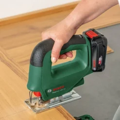 Akkupistosaha Bosch EasySaw 18-70 Solo 18V ilman akkua
