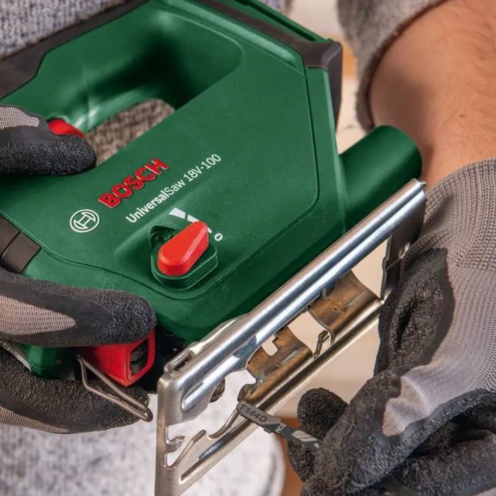 Akkupistosaha Bosch UniversalSaw 18-100 Solo 18V ilman akkua