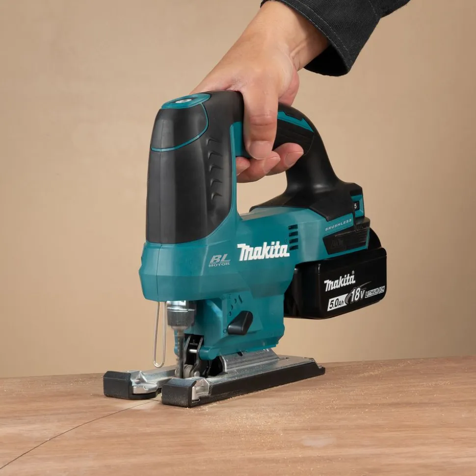 Akkupistosaha Makita LXT DJV184Z 18V ilman akkua