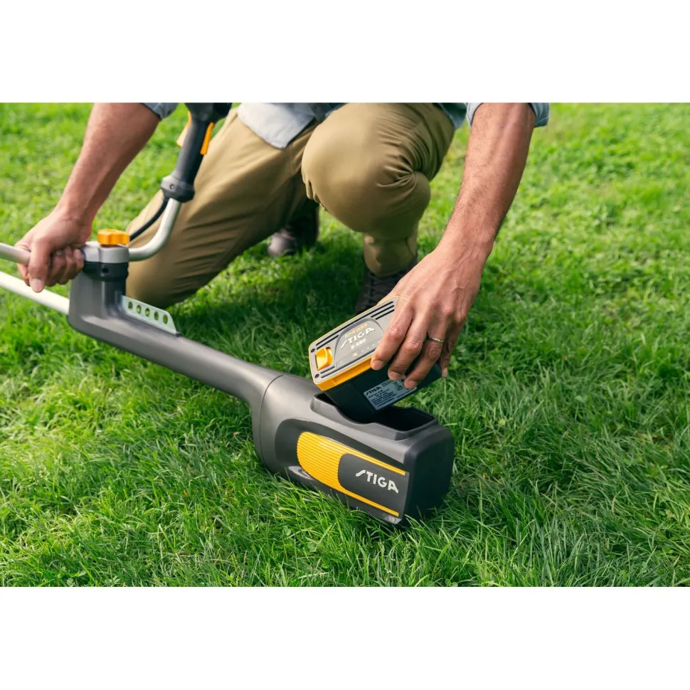 Akkuraivuri Stiga BC 700E B Kit 48V 4,0 Ah akulla