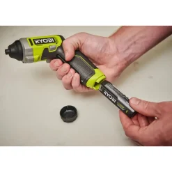 Akkuruuvinväännin Ryobi RSD4-120TA2 4V 2,0 Ah akulla