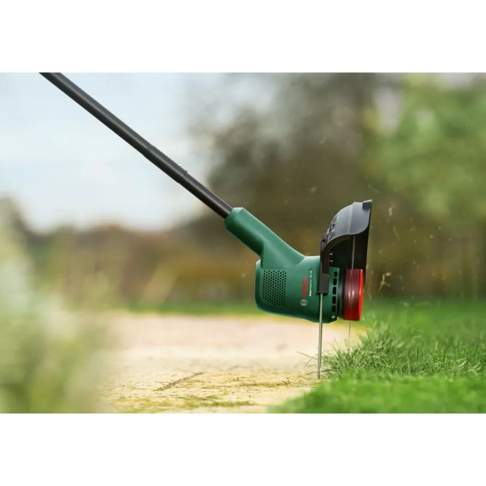 Akkutrimmeri Bosch EasyGrassCut 18V-230 Durablade 18V 2,0 Ah akulla
