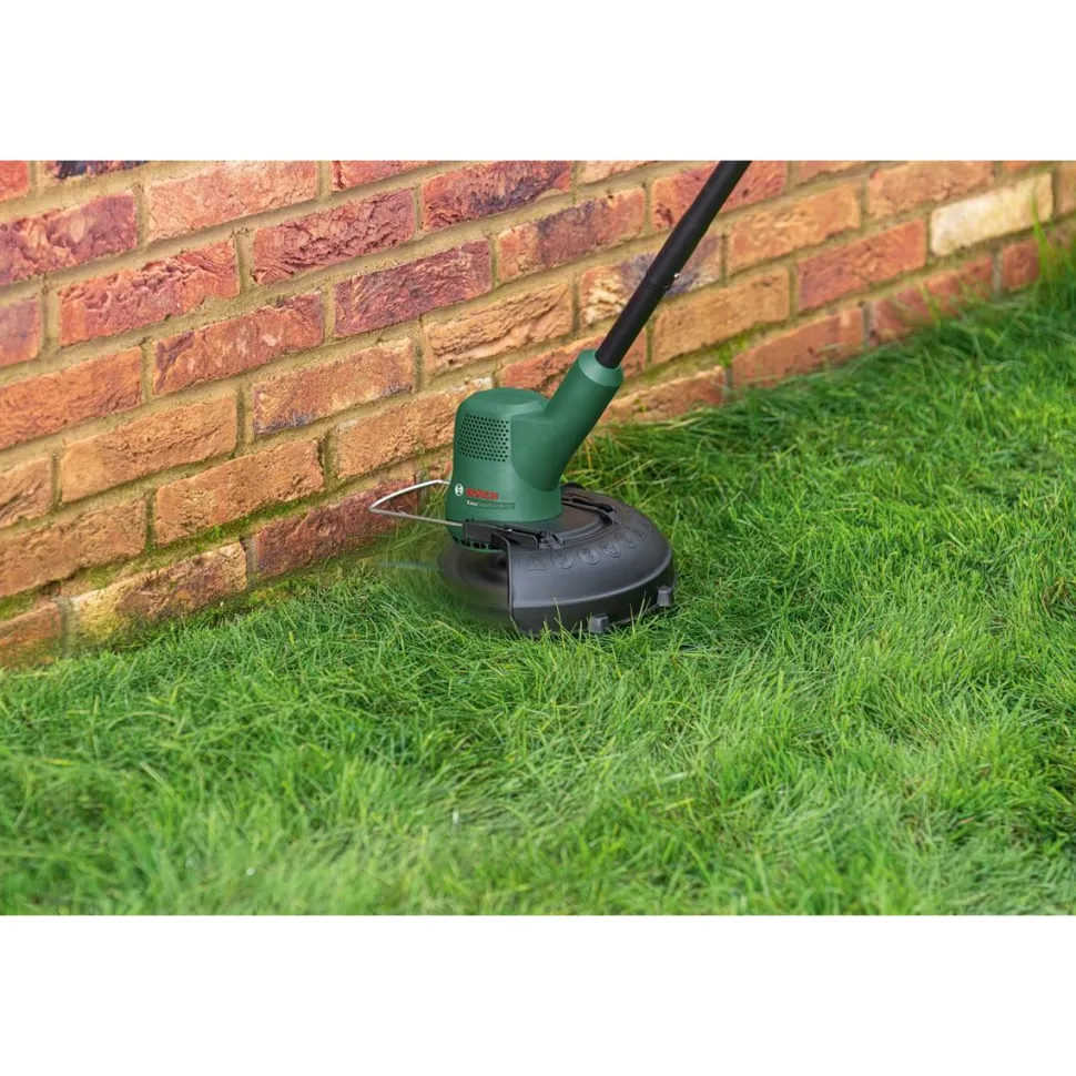 Akkutrimmeri Bosch EasyGrassCut 18V-230 Durablade 18V 2,0 Ah akulla