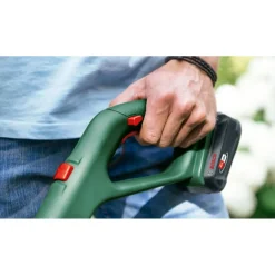 Akkutrimmeri Bosch EasyGrassCut 18-230 18V 2,0 Ah akulla