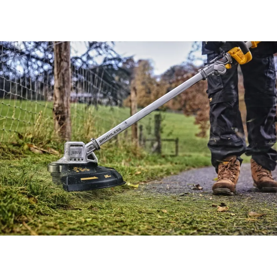 Akkutrimmeri DeWalt XR 36 cm 18V 5,0 Ah akulla