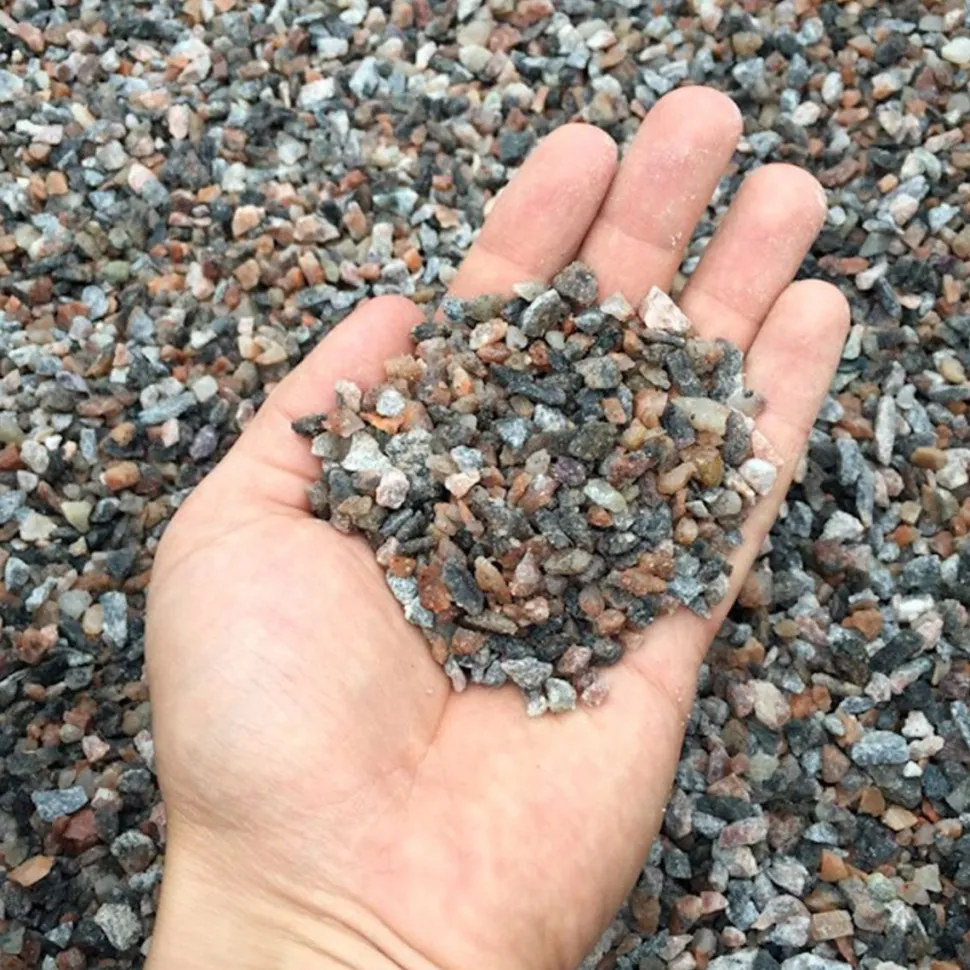 Hiekoitussepeli Siisti Piha 3-6mm sekavärinen eri kokoja