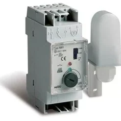 Hämäräkytkin Perry 7051, DIN, 16A