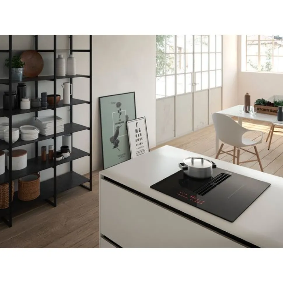 Induktiotaso liesituulettimella Faber Galileo Smart BK Glass A830 omalla moottorilla 60cm musta
