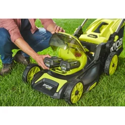 Itsevetävä akkuruohonleikkuri Ryobi Max Power RY36LMXSP46A-150 36V 5,0 Ah akulla