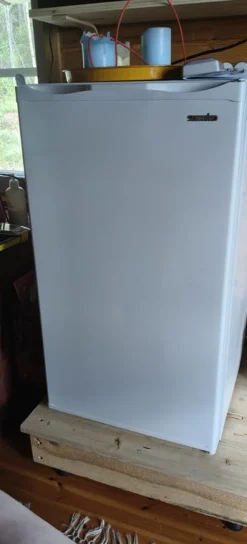 Jääkaappi Sunwind Nova, 70l, kompressorikäyttöinen, 46cm, 12/24V