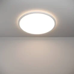 Kattovalaisin Eglo Rovito LED CCT IP44 eri kokoja