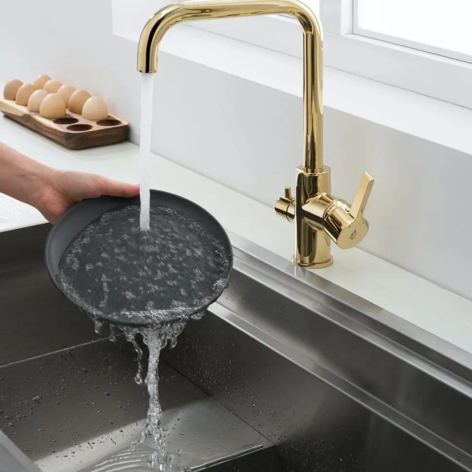 Keittiöhana Bathlife Atlant pesukoneventtiilillä kulta