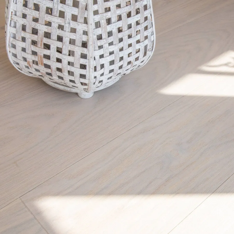 Kovetettu puulattia Bjelin Tammi Dalby 3.0 Powder White, mattalakattu, eri kokoja