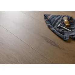 Kovetettu puulattia Bjelin Tammi Ekered 3.0 Terra Brown, harjattu, mattalakattu, eri kokoja