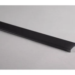 Kupu Hide-a-lite alumiiniprofiilille 28mm 2m musta
