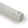 LED-tunnistinvalaisin Ensto Jono AVR66 IP44 733 mm 10W/830 PIR-tunnistimella ja pistorasialla