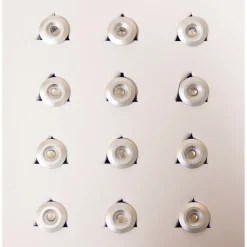 LED valosarja SpaDealers pystymalliseen tynnyrisaunaan 12 V x 12 LED