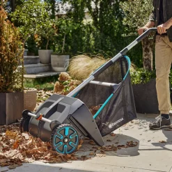 Lehtienkerääjä Gardena sis. harjakset nurmelle ja terassikiveykselle