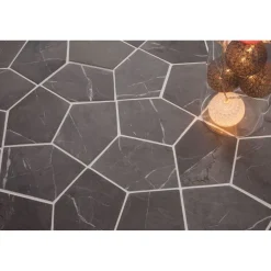 Luonnonkivilaatta Qualitystone Pentagon Grey, 150x100mm