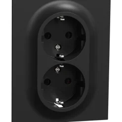 Matala pistorasia Schneider Electric ELKO One, 2-osainen, 16A, IP21, UPJ, uppoasennus, peitelevyllä, jousiliitos