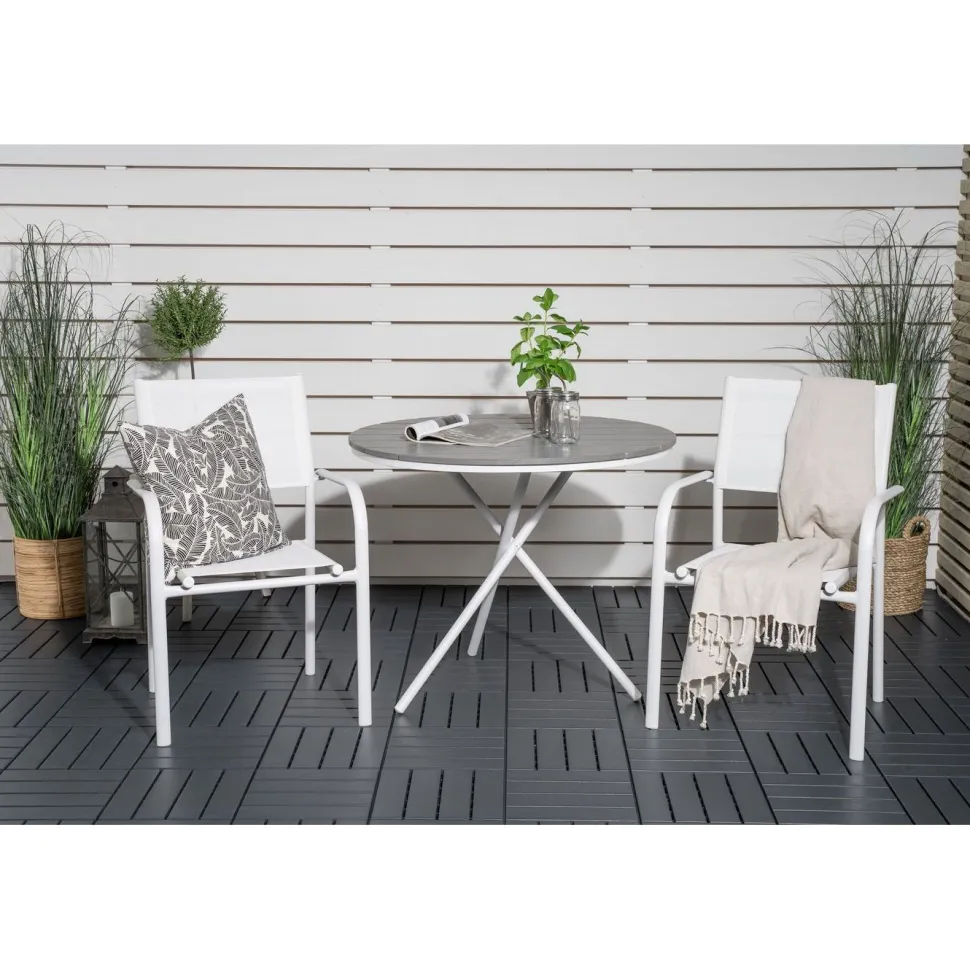 Parvekeryhmä Venture Home, ø90cm harmaa-valkoinen Parma-pöytä + 2 valkoista, pinottavaa Santorini-tuolia