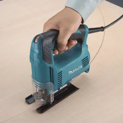 Pistosaha Makita 4327 450 W