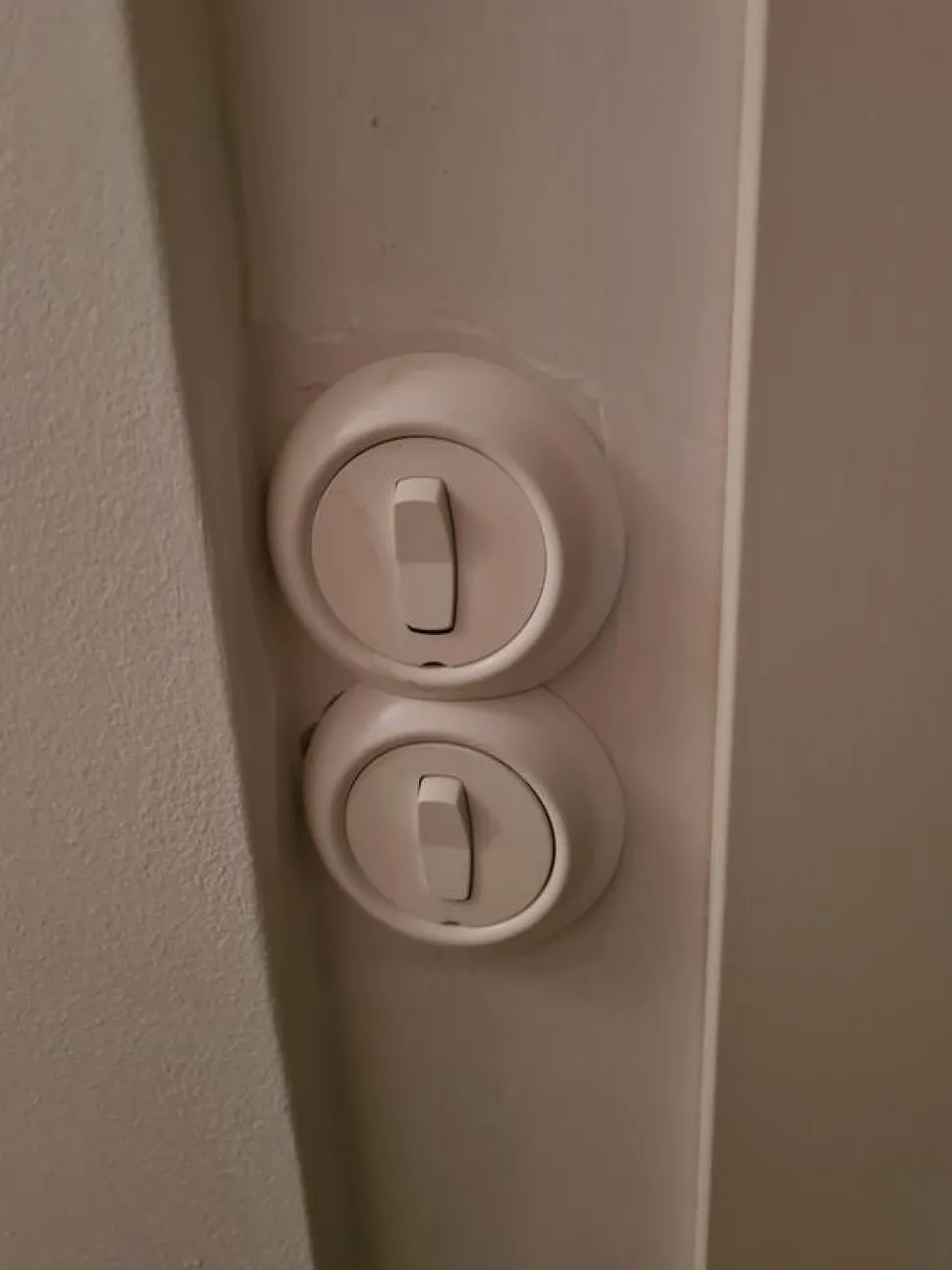 Päätykehyspari Schneider Electric Renova