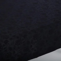 Pöytäliina Home4You PARTY 150x220 cm, musta kukka