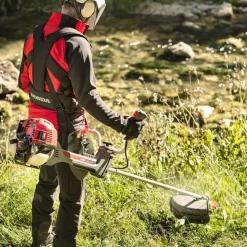 Raivaussaha Honda UMK450X tärinänvaimennuksella