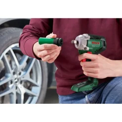 Renkaidenvaihtopaketti Bosch UniversalPump + UniversalImpactDrive 18V-350, 18V, 2.5Ah akulla
