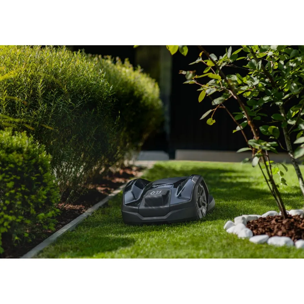 Robottiruohonleikkuri Husqvarna Automower 305E Nera 600 m²