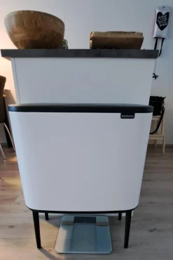 Roska-astia Brabantia Bo Touch 3x11 L Matt Black