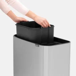 Roska-astia Brabantia Bo Touch Bin 11x23L eri värejä
