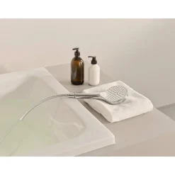 Sadesuihkusetti Oras Optima Style 7193N, termostaattihanalla, vettä säästävä, juoksuputkella, kromi