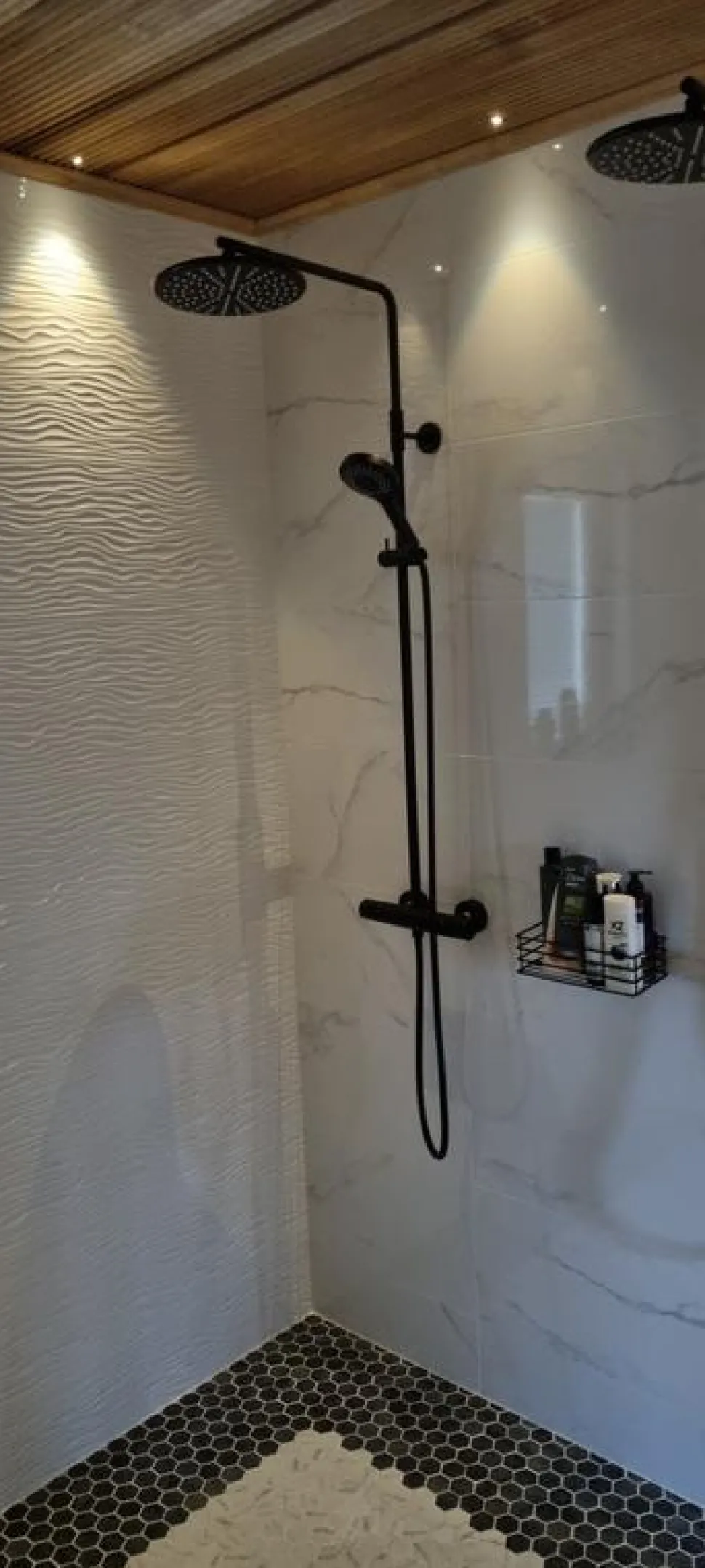 Saunavalaistussarja Cariitti VPAC-1527-N211 4-6 m² + LED-projektori + 11 valokuitua