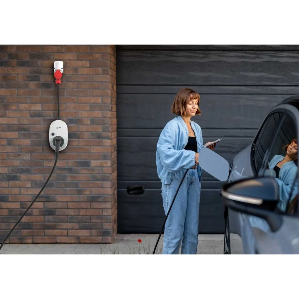 Sähköauton latauslaite go-e Charger Gemini Flex 2.0, Type2, 3-vaihe, 16A, 11kW, ei kaapelia, wifi, eSIM