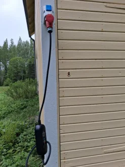 Sähköauton latauslaite Motorwerk EV, Type2, 3-vaihe, 16A, 11kW, eri vaihtoehtoja