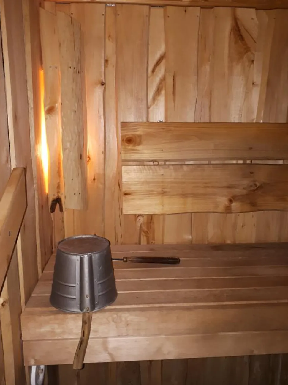 Sähkökiuas Harvia Sähkäri KIP80 8 kW 7-12 m³ kiinteä ohjaus musta