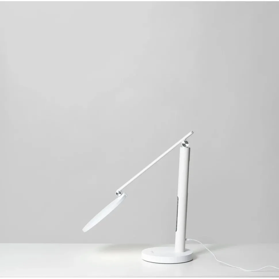 Työpöytävalaisin kirkasvalolla Innolux Oslo 60cm 16W USB valkoinen