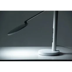 Työpöytävalaisin kirkasvalolla Innolux Oslo 60cm 16W USB valkoinen