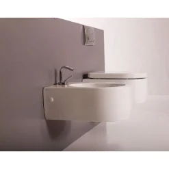 WC-istuin Kerasan Flo seinämalli valkoinen