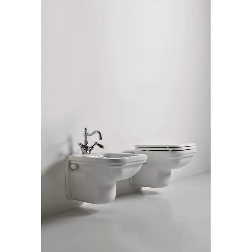 WC-istuin Kerasan Waldorf 4115 seinämalli valkoinen